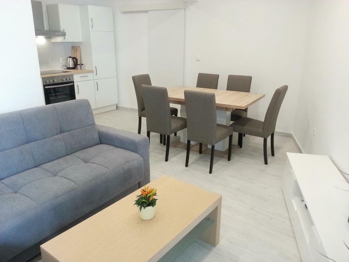 Apartment Rika Omiš Εξωτερικό φωτογραφία